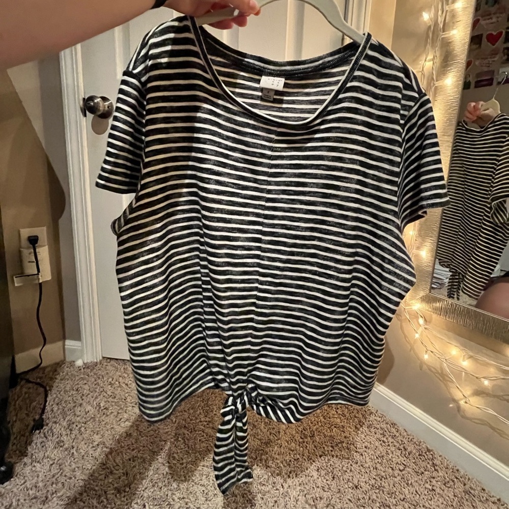 Black and white striped tee- XL